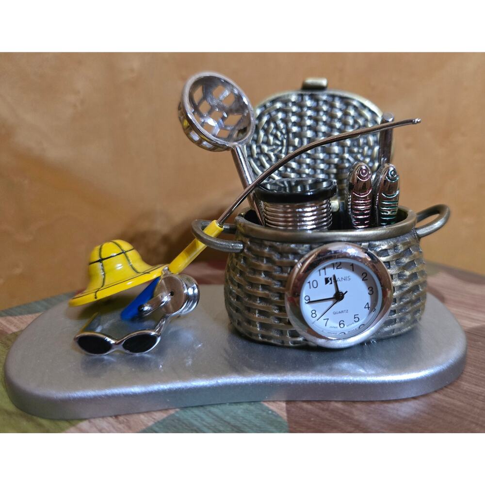 Sanis Fishing Tackle Clock
